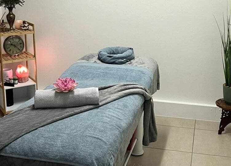 Relaxing massage room at Masseur Nico, George, Western Cape, ZA, with calming decor and treatment bed.