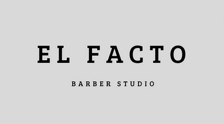 Logo moderno de El Facto Barbería en Lima, Provincia De Lima, PE, destacando un diseño elegante.