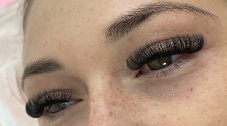 Lashes by Christy C afbeelding 2