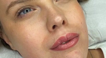 Jade Brennan Permanent Makeup Bild 3