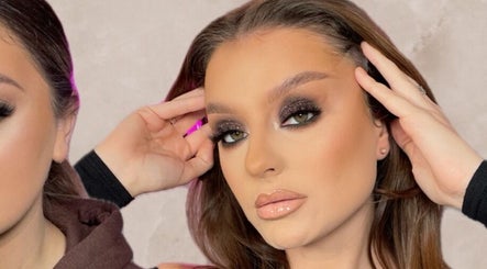 Close-up of flawless makeup at Lux&co Beauty Bar, Cardiff, Wales, GB, showcasing expert artistry.