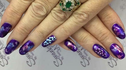 Swanky Nails by Tania image 3