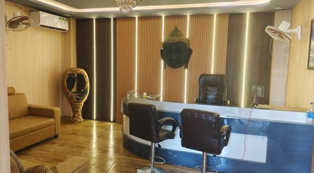 Golden Door Spa Sultanpur image 2