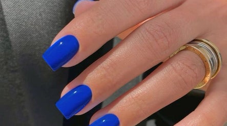 Tracy Nails And Beauty image 3