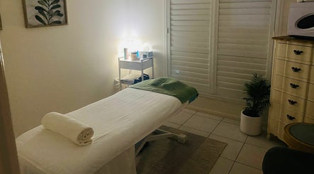 Little Flow Studio Jocelyn Malcolm Remedial Massage, bilde 2