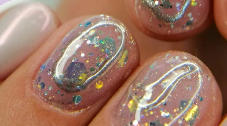 Hale Nails and Beauty изображение 2
