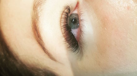 Self Centered Beauty  image 3