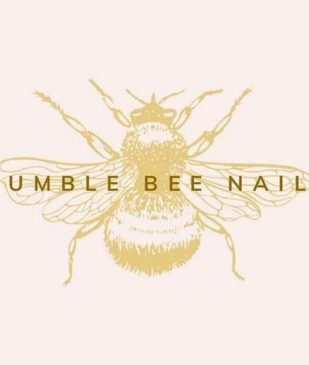 Humble Bee Nails صورة 2