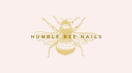 Humble Bee Nails