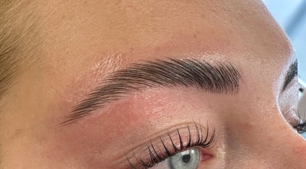 Brow and wax studio