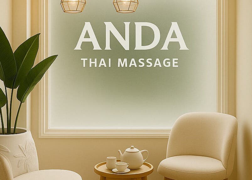 Relaxing seating area at Anda (Camberwell) Thai Massage & Remedial Massage, Melbourne, Victoria, AU.