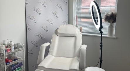 CB Skin Lab image 2