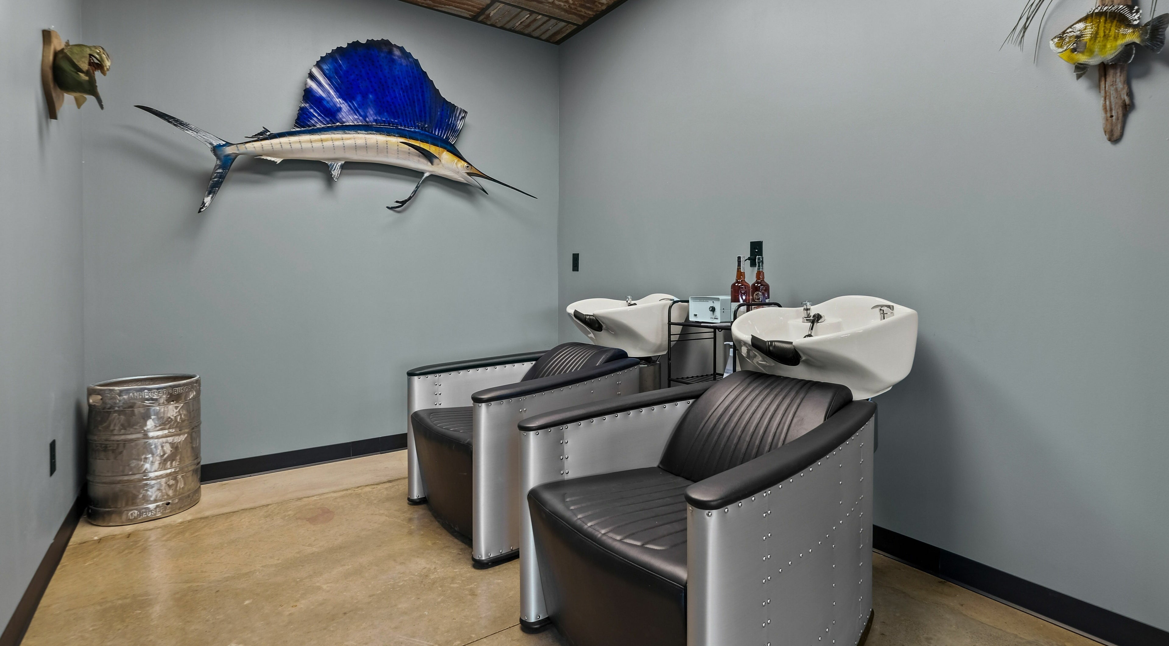 Modern wash chairs at Mancave Cenla, Pineville, Louisiana, US with a nautical theme.