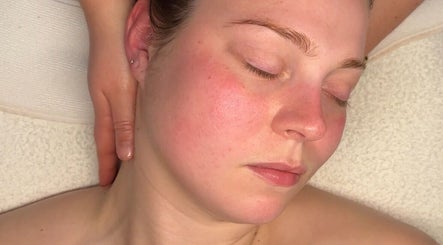 Hình ảnh 2 của Esthetics by Tay