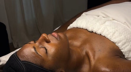 Hình ảnh 3 của Esthetics by Tay