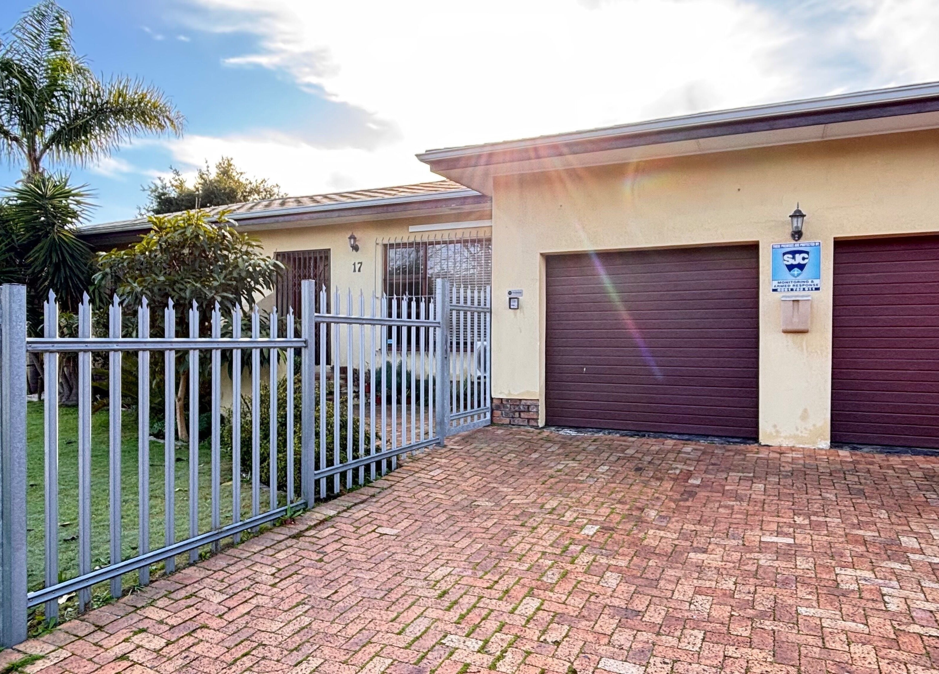 Exterior of NDI Aesthetics, PMU, Laser and Lash Beauty Salon in Cape Town, Western Cape, ZA.