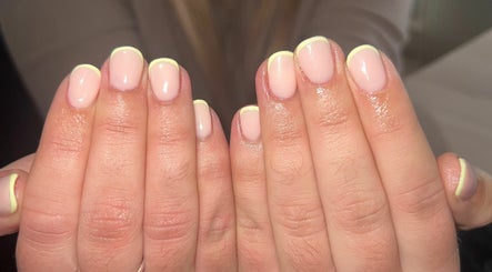 Eleanails image 2