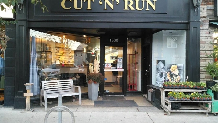 Cut N Run Barbershop, bild 1
