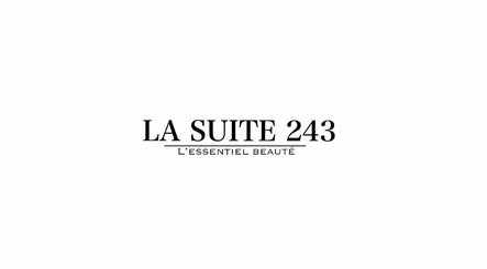 La Suite 243
