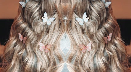 Imagen 3 de Hair Extensions by Kinga Liu