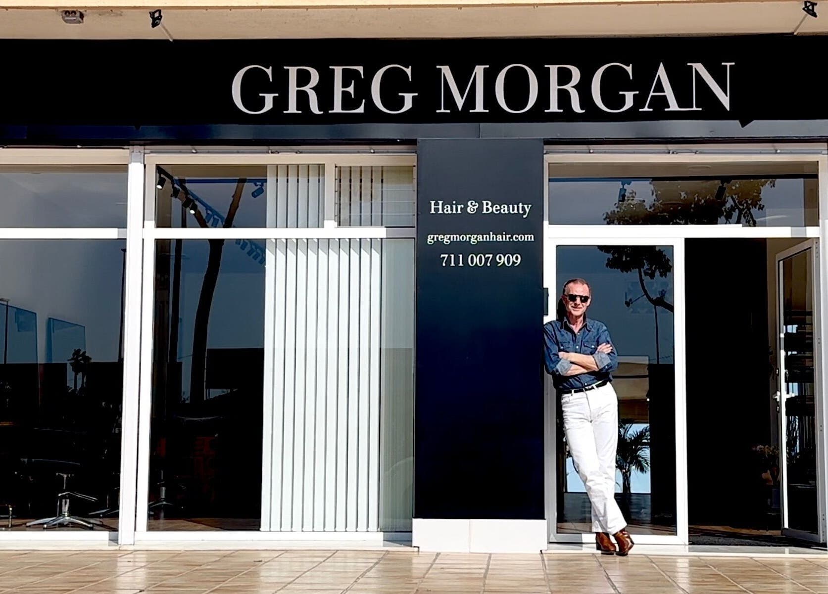 Exterior of Greg Morgan Hair in Guardamar del segura, Comunidad Valenciana, ES showcasing modern design.