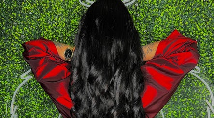 Yany Salón Belleza Latina image 3