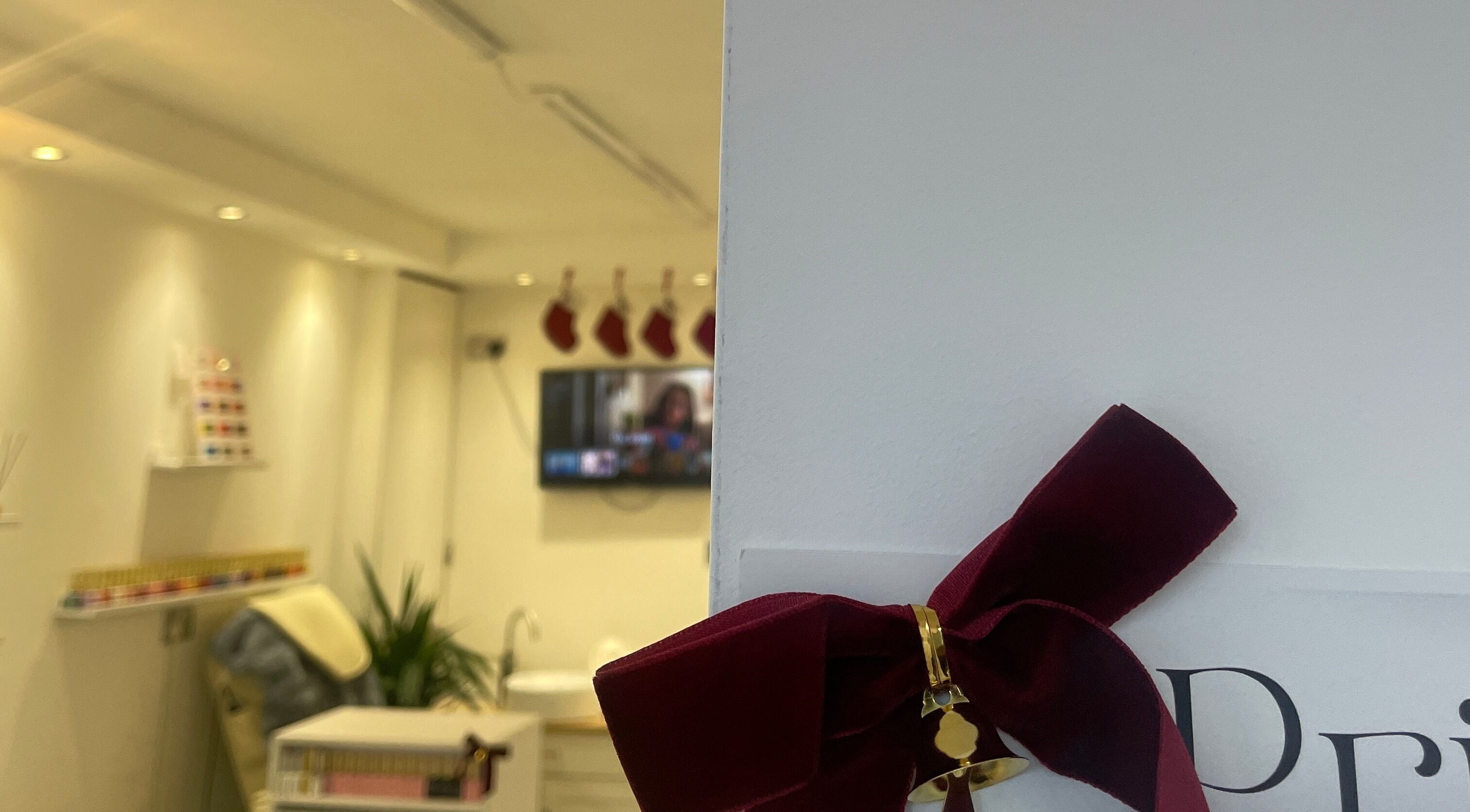 Cozy interior of Bn Studio in Coventry, England, GB with festive decor and elegant furnishings.