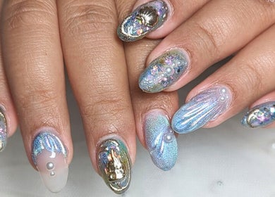 Close-up of iridescent nail art at Lunalili Nails in Singapore, Singapore, SG showcasing elegant metallic designs.
