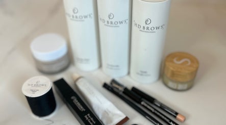 Signature Brows image 2