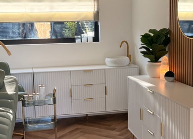 Essential Beauty Essex - Rayleigh spa room with elegant decor and soft lighting in Rayleigh, England, GB.