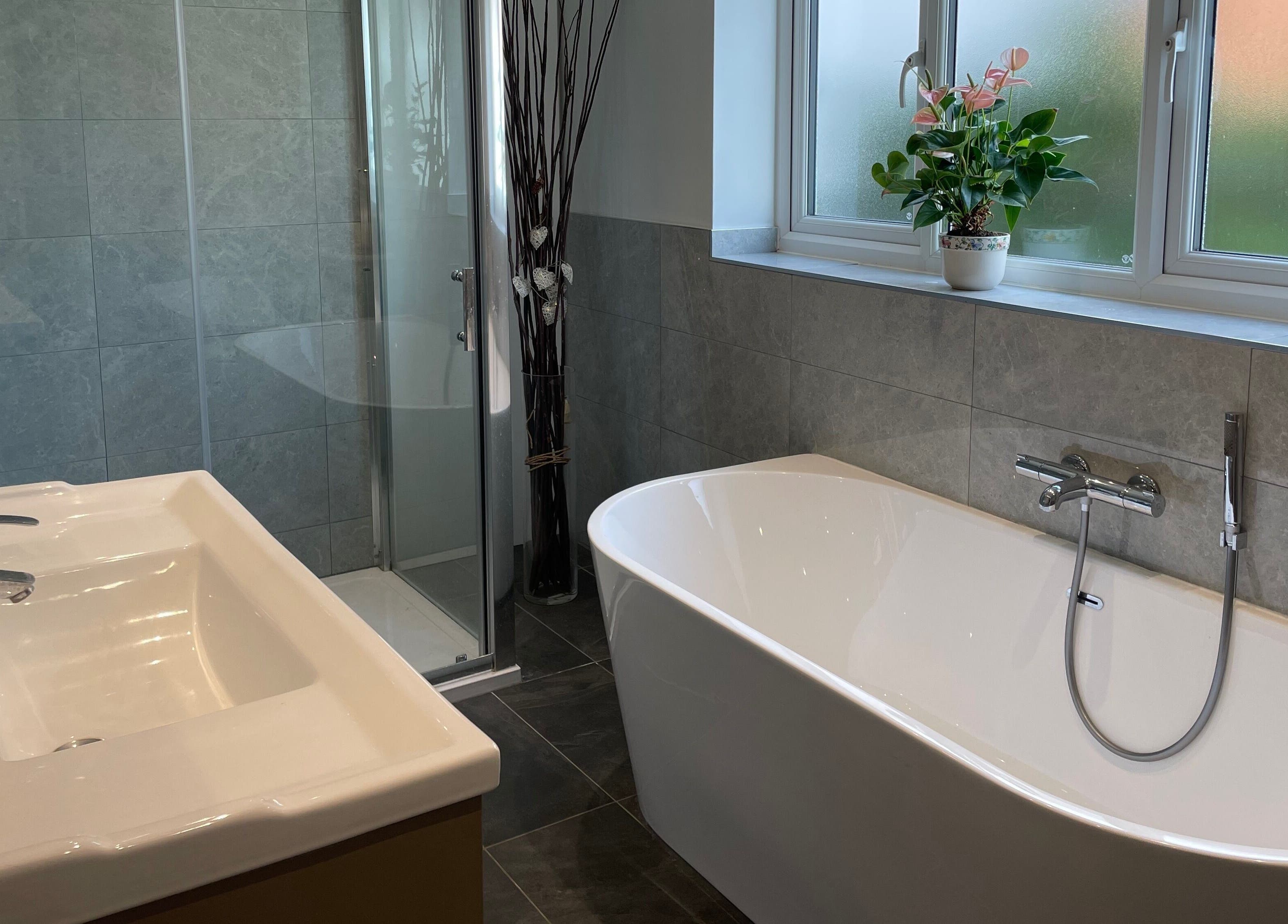 Elegant bathroom at Leamington Therapy with spacious tub and modern sink in Royal Leamington Spa, England, GB.