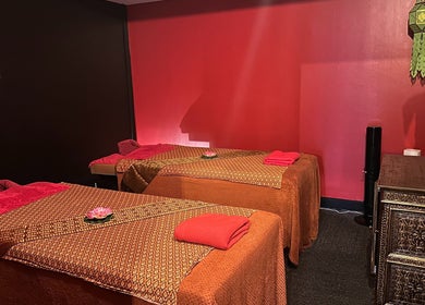 Relaxing massage room at OrientalBay Amarin Thai Massage & Spa in Wellington, Wellington, NZ, with twin beds.