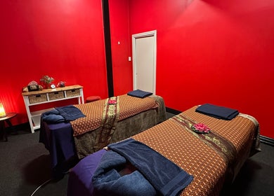 Serene massage room at Miramar 🌸 Amarin Thai Balinese Massage & Spa, Wellington, NZ with two massage tables.