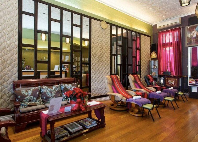 Relaxing interior of Silk Day Spa Camberwell in Melbourne, Victoria, AU, featuring cozy chairs and warm lighting.