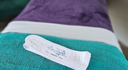 New Pathways Holistic Therapies