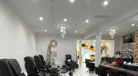 Hush Beauty Bar imagem 2