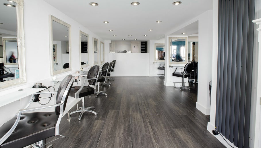 Lifestyle Salons slika 1