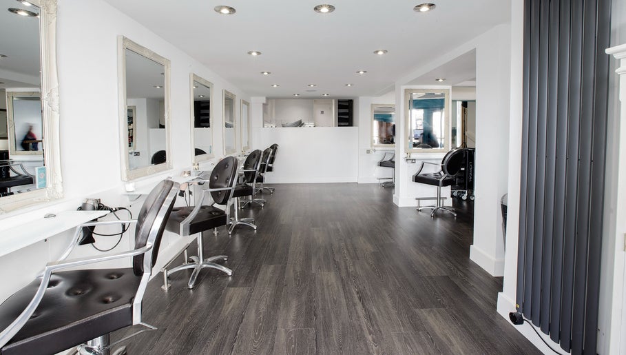 Lifestyle Salons image 1
