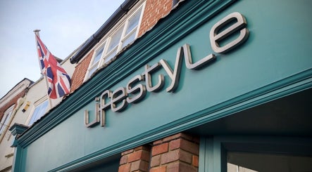 Lifestyle Salons image 3