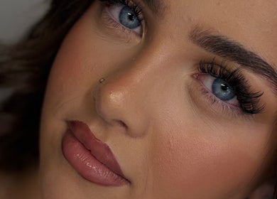 Close-up of elegantly styled makeup at Dolled Up By Em, Oxspring, England, GB.