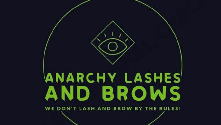 Anarchy Lashes and Brows, bild 1