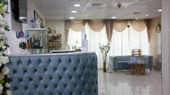 Glare Ladies Beauty Salon