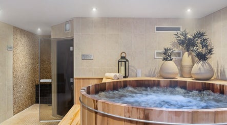 The Lorrens Ladies Spa image 2