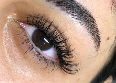 Closeup of expertly applied lashes at JL Lash Brow Room in Johns Creek, Georgia, US.