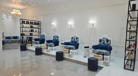 Seniorita Salon and Spa image 2