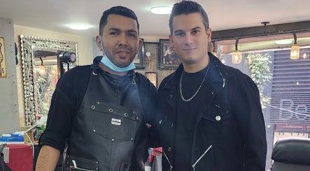 Andres Baron Barber Vip image 3