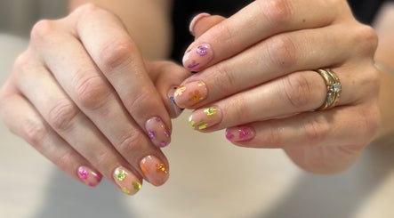 Milk and Honey Nail Studio изображение 2