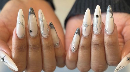 Milk and Honey Nail Studio изображение 3