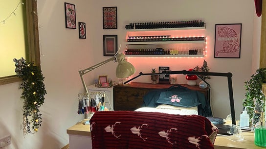 Beauty By Phoebs - Hackney