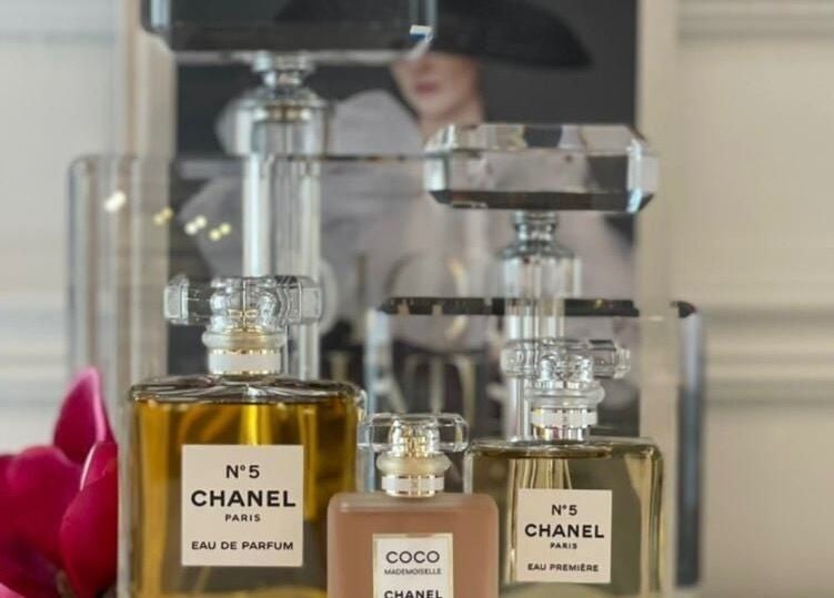 Elegant Chanel perfumes displayed at Sw Salon, Riyadh, Riyadh Province, SA, enhancing luxury wellness ambiance.